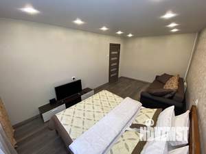 1-к квартира, посуточно, 30м2, 1/9 этаж