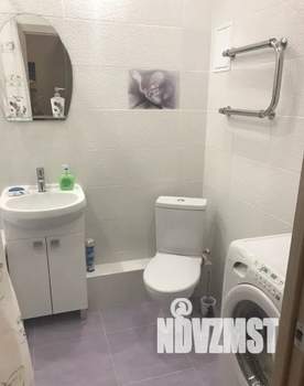 Студия квартира, посуточно, 30м2, 5/19 этаж