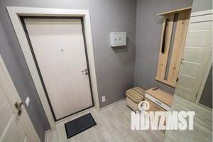 1-к квартира, посуточно, 35м2, 7/16 этаж