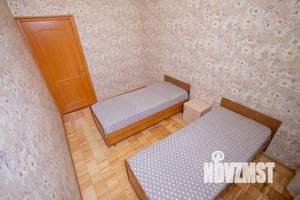 1-к квартира, посуточно, 64м2, 1/1 этаж