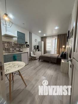 Студия квартира, посуточно, 25м2, 1/4 этаж