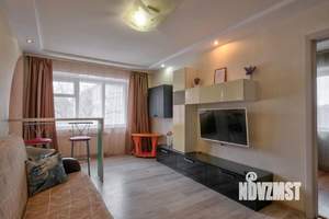 2-к квартира, посуточно, 44м2, 1/1 этаж