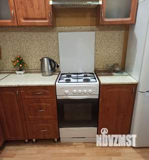 1-к квартира, посуточно, 38м2, 4/9 этаж
