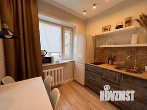 1-к квартира, посуточно, 33м2, 1/10 этаж