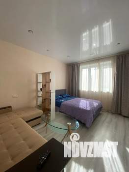 1-к квартира, посуточно, 42м2, 2/16 этаж