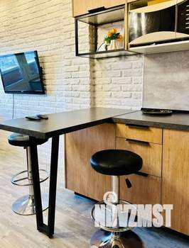 Студия квартира, посуточно, 26м2, 10/17 этаж