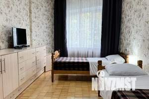 3-к квартира, посуточно, 64м2, 2/10 этаж