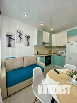 1-к квартира, посуточно, 37м2, 1/1 этаж