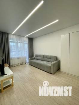 1-к квартира, посуточно, 40м2, 9/10 этаж