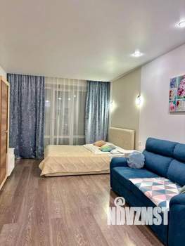 Студия квартира, посуточно, 35м2, 6/8 этаж