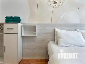 Студия квартира, посуточно, 30м2, 1/5 этаж