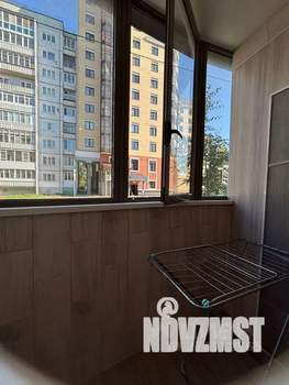 Студия квартира, посуточно, 25м2, 1/4 этаж