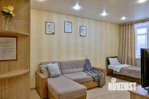 1-к квартира, посуточно, 32м2, 1/1 этаж