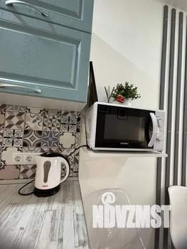 Студия квартира, посуточно, 25м2, 1/4 этаж