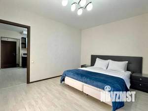 Студия квартира, посуточно, 36м2, 8/12 этаж