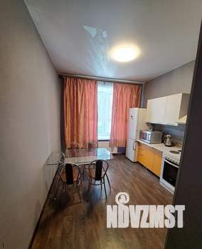 1-к квартира, посуточно, 34м2, 2/11 этаж