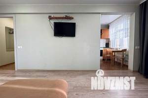 1-к квартира, посуточно, 32м2, 6/9 этаж