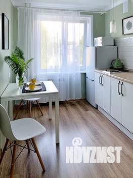 1-к квартира, посуточно, 35м2, 3/5 этаж