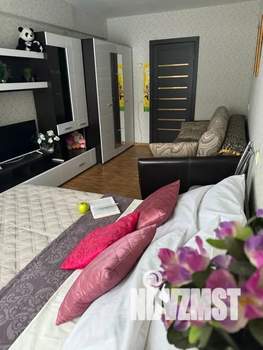 1-к квартира, посуточно, 33м2, 1/9 этаж