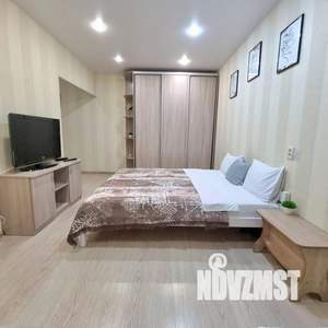 1-к квартира, посуточно, 32м2, 1/1 этаж