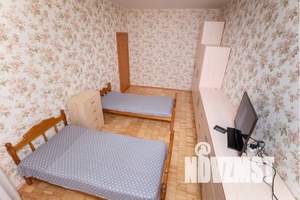 3-к квартира, посуточно, 64м2, 2/10 этаж