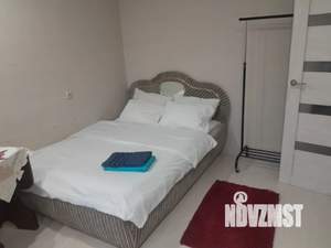 Студия квартира, посуточно, 40м2, 4/5 этаж