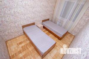 1-к квартира, посуточно, 64м2, 1/1 этаж