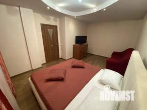 1-к квартира, посуточно, 38м2, 11/12 этаж