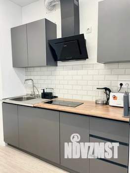 1-к квартира, посуточно, 40м2, 9/10 этаж