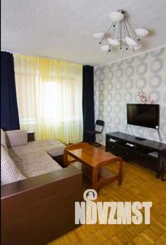 3-к квартира, посуточно, 60м2, 1/1 этаж