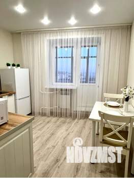 1-к квартира, посуточно, 38м2, 11/12 этаж