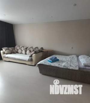 Студия квартира, посуточно, 40м2, 4/5 этаж