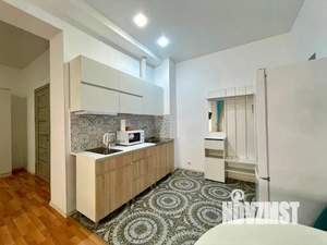 Студия квартира, посуточно, 39м2, 1/5 этаж