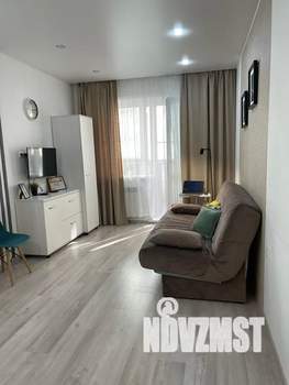 Студия квартира, посуточно, 25м2, 1/4 этаж