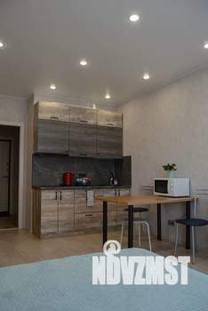 Студия квартира, посуточно, 28м2, 9/18 этаж