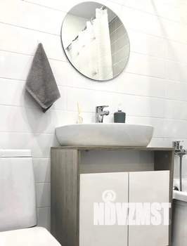 2-к квартира, посуточно, 40м2, 6/10 этаж