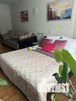 1-к квартира, посуточно, 33м2, 1/9 этаж