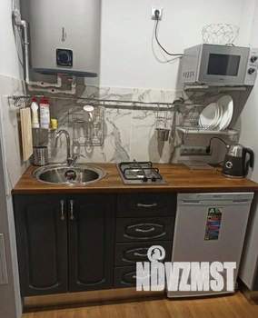 1-к квартира, посуточно, 12м2, 1/1 этаж