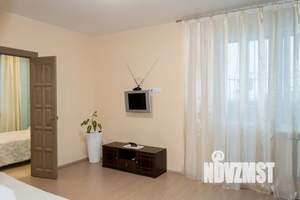 2-к квартира, посуточно, 42м2, 13/15 этаж