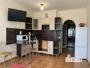 Студия квартира, посуточно, 28м2, 7/14 этаж