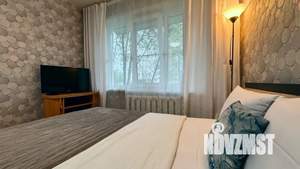 1-к квартира, посуточно, 32м2, 1/9 этаж