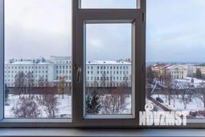 3-к квартира, посуточно, 65м2, 1/1 этаж