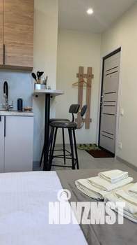 Студия квартира, посуточно, 18м2, 1/9 этаж