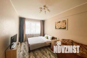 1-к квартира, посуточно, 30м2, 1/9 этаж