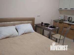 Студия квартира, посуточно, 17м2, 4/4 этаж