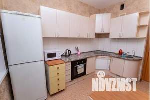 3-к квартира, посуточно, 64м2, 2/10 этаж