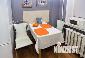 1-к квартира, посуточно, 80м2, 1/1 этаж