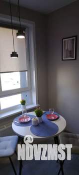 Студия квартира, посуточно, 38м2, 2/9 этаж