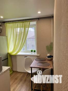 2-к квартира, посуточно, 44м2, 3/5 этаж