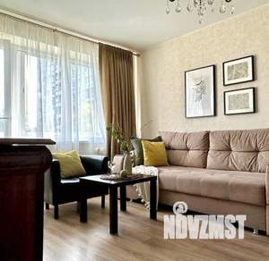 1-к квартира, посуточно, 35м2, 1/1 этаж